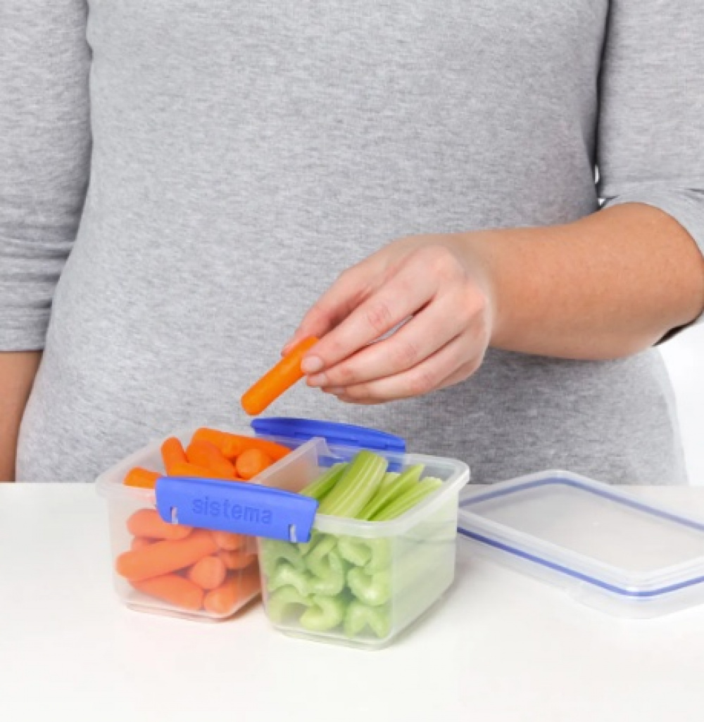 Lunch box, Two parts, 1 L, KLIP IT SPLIT, Clear / White in the group Storage / Kitchen storage / Food containers / Plastic at SmartaSaker.se (42189)