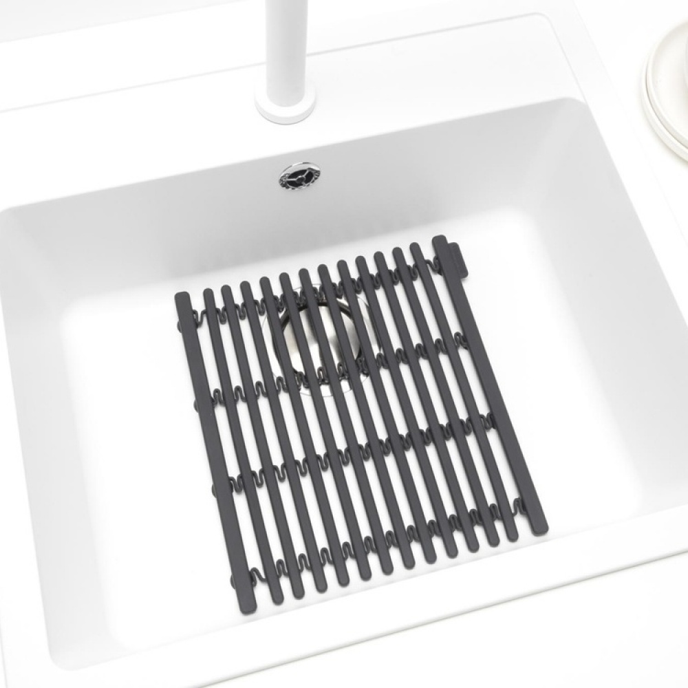 Sink Mat, Silicone, BRABANTIA , 30 x 30 - 45 cm, Dark grey in the group Storage / Kitchen storage / Dish racks and sink accessories at SmartaSaker.se (42210)