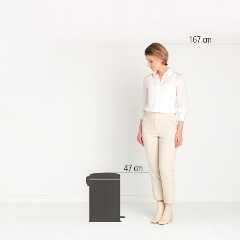 Trash Can / Pedal Bin, 20 L, BRABANTIA NEWICON, Ø 29 x H 46,7 cm in the group Storage / Cleaning and waste sorting / Waste sorting at SmartaSaker.se (42367)