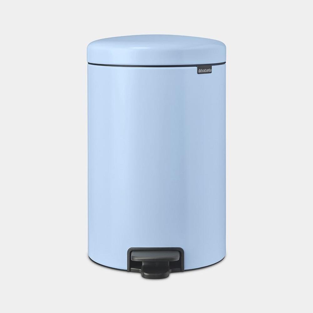 Trash Can / Pedal Bin, 3 L, BRABANTIA NEWICON, Ø 17 x H 26,4 cm, Dreamy Blue in the group Storage / Cleaning and waste sorting / Waste sorting at SmartaSaker.se (42368-dreamy-blue)