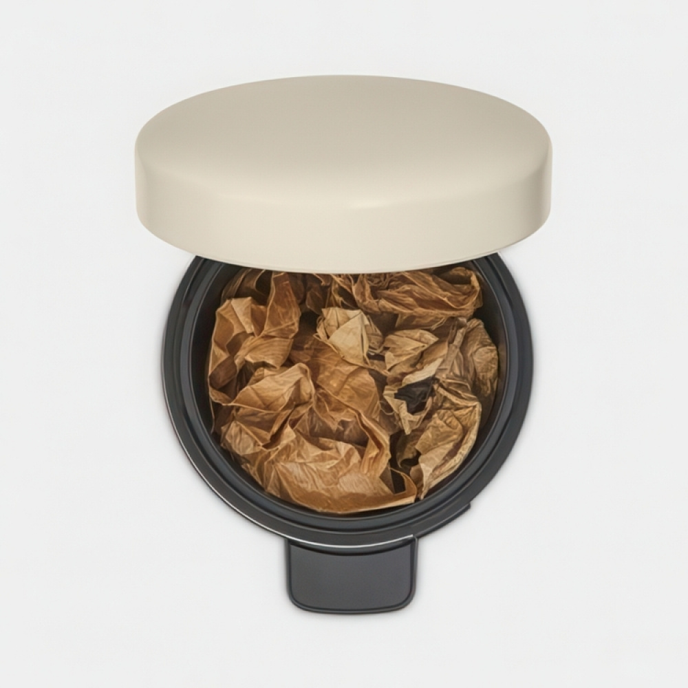 Trash Can / Pedal Bin, 3 L, BRABANTIA NEWICON, Ø 17 x H 26,4 cm in the group Storage / Cleaning and waste sorting / Waste sorting at SmartaSaker.se (42368)