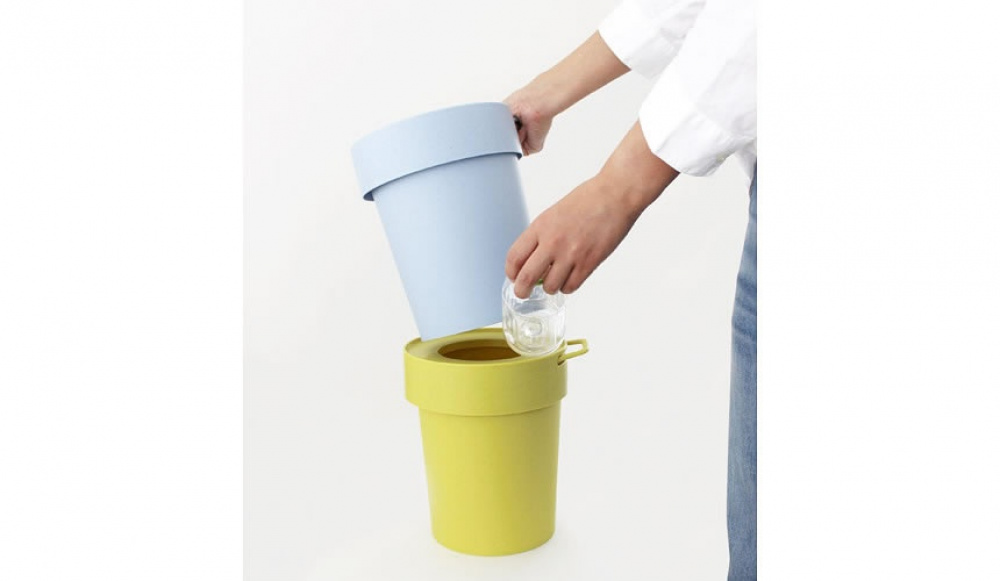 Trash can with lid and hook, TAPTRASH SMALL, 5L, Blue-grey in the group Storage / Bathroom storage / Waste bins at SmartaSaker.se (42380)