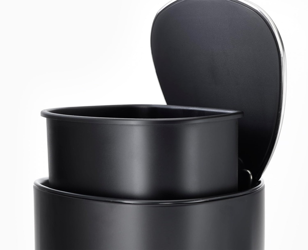 Trash Can, 5 L, EASY-STORE PEDAL BIN, Joseph Joseph, Black / Silver in the group Storage / Cleaning and waste sorting / Waste sorting at SmartaSaker.se (42395)