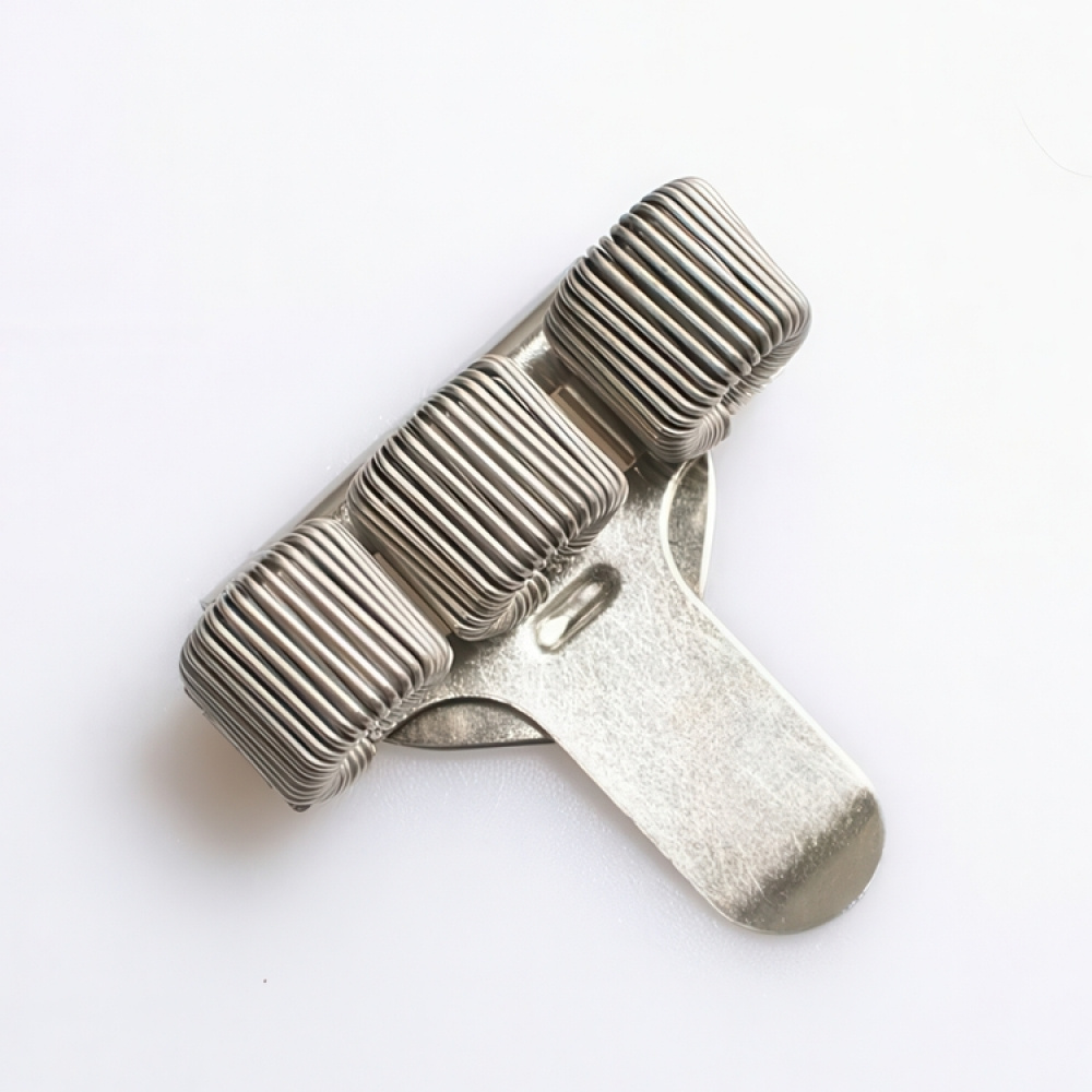 Pen holder in metal for 3 pens, TRIPLE PEN-CLIP, Silver in the group Storage / Office supplies at SmartaSaker.se (42402)