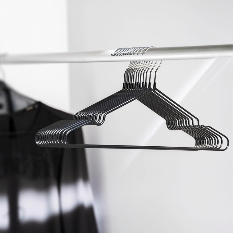 Space saving hangers, anti slip, Set of 20, BIG PACK SASCHA in the group Storage / Wardrobe storage / Hangers and hooks at SmartaSaker.se (42421)