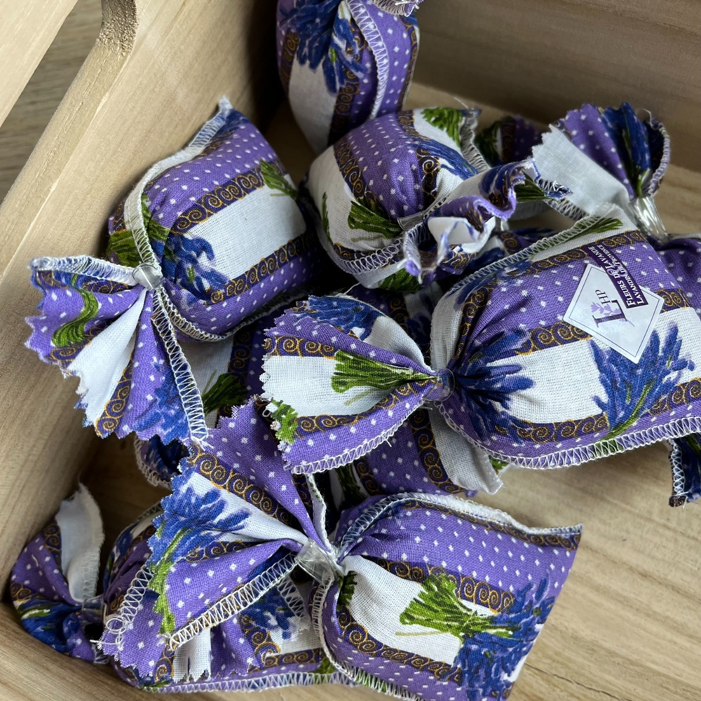 Bag with Lavender from Provence, SACHET LAVANDE, Beige / Purple in the group Storage / Wardrobe storage at SmartaSaker.se (42448)