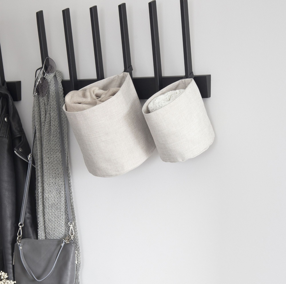 Bag for hook, BIGSO LARGE HANG AROUND, Ø22 x H 22 cm, Beige in the group Storage / Wardrobe storage / Garment covers at SmartaSaker.se (42450)