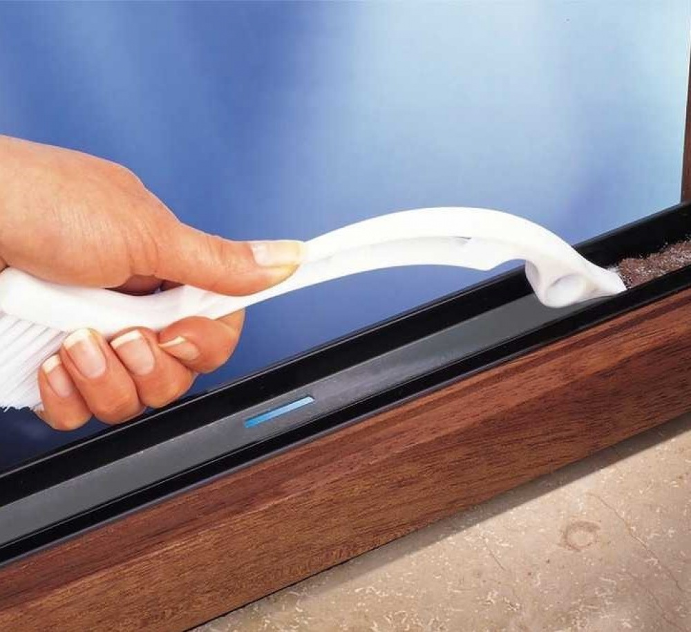 Specially shaped brushes, Set of 2, JOINT BRUSHES, White in the group Storage / Cleaning and waste sorting / Cloths and brushes at SmartaSaker.se (42468)