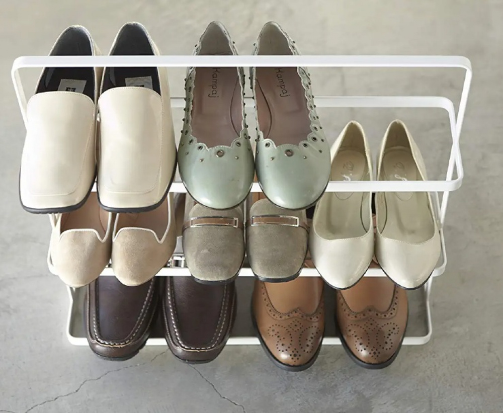 Shoe Shelf in Metal, TOWER WIDE SHOE RACK, Yamazaki, White in the group Storage / Hallway storage / Shoe racks at SmartaSaker.se (42552)
