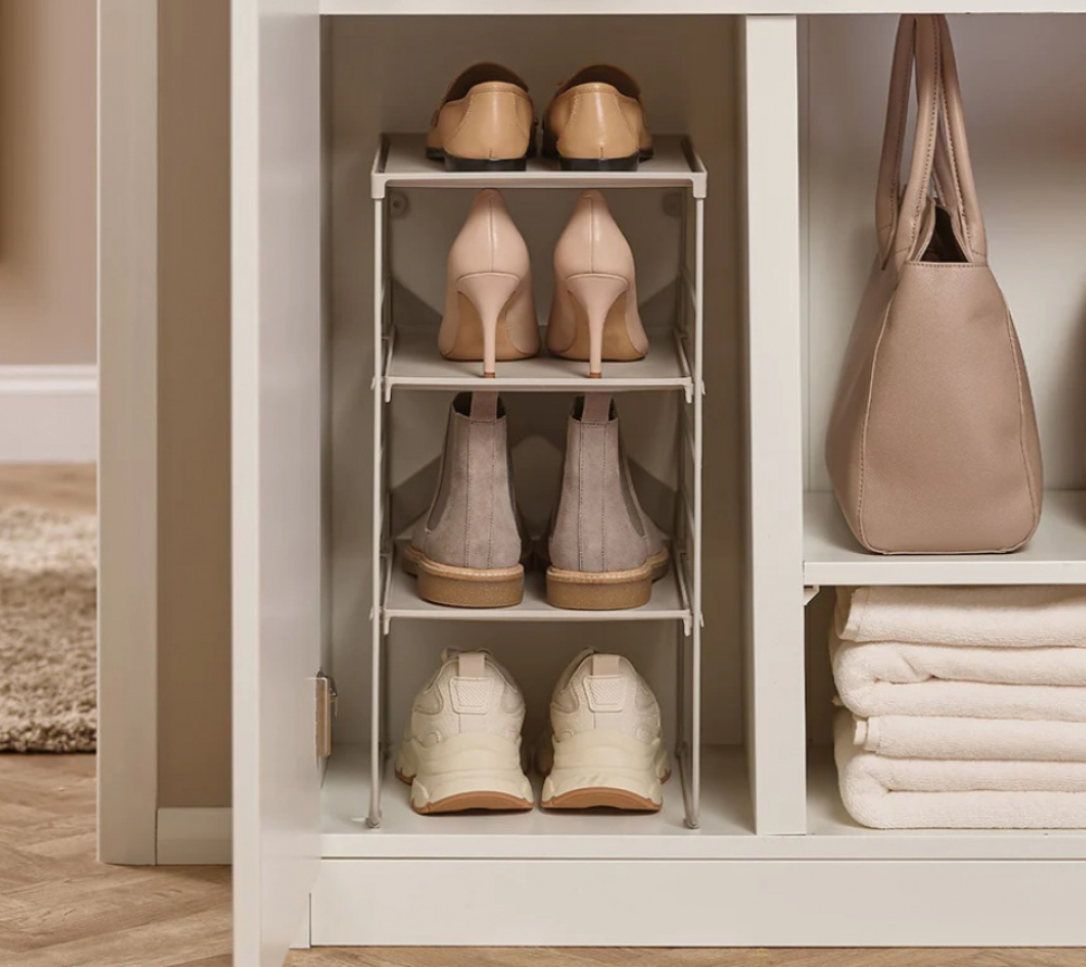 Shoe Rack in Metal, Adjustable, LEVEL, Joseph Joseph, 26 x 35 x H 51,2 cm, Ecru in the group Storage / Hallway storage / Shoe racks at SmartaSaker.se (42558)