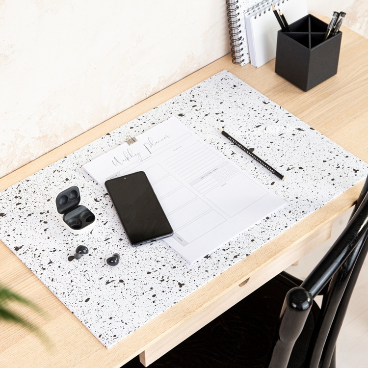 Desk Pad, Paper Laminat, BIGSO ANNIE, 59 x 39 cm, Splash Black in the group Storage / Office supplies at SmartaSaker.se (42599-splash-black)
