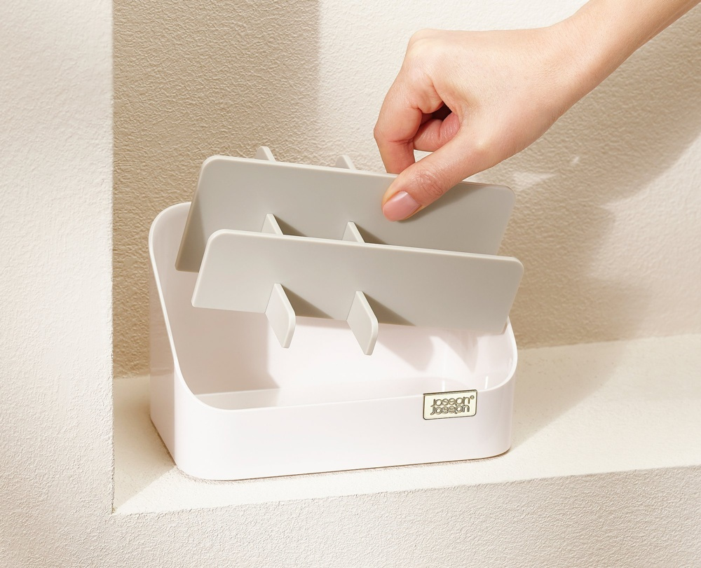 Organizer, VIVA TIERED COSMETIC ORGANISER, Joseph Joseph, Shell in the group Storage / Bathroom storage / Makeup storage at SmartaSaker.se (42672)