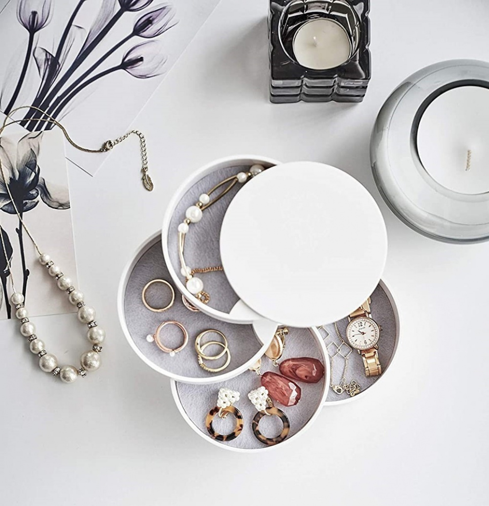 Jewelry box / storage box, TOWER ACCESSORIES TRAY, Yamazaki, White in the group Storage / Bedroom storage / Jewelry storage at SmartaSaker.se (42683)