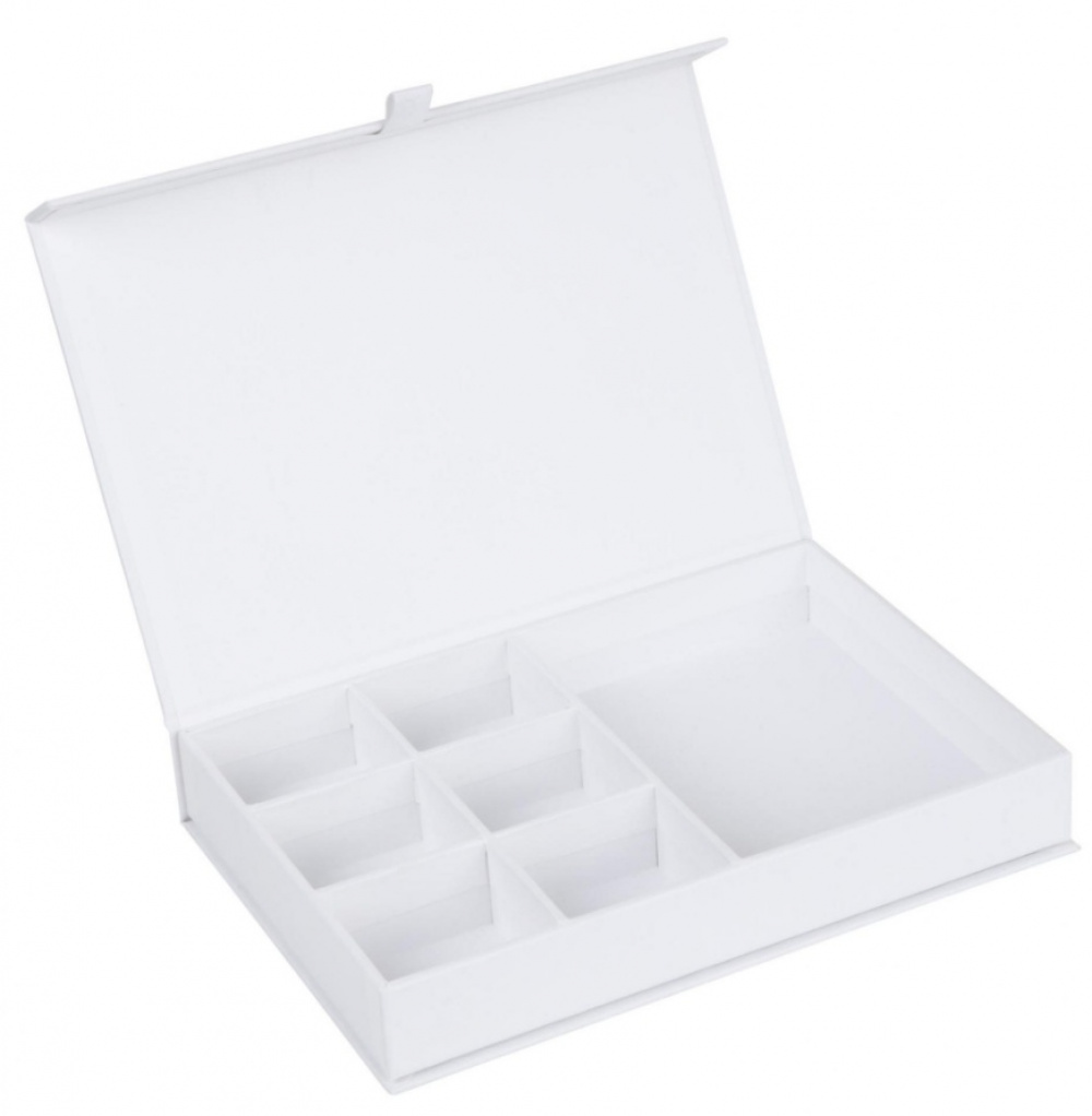 Jewlery box, Magnetic closure, BIGSO JOLIE, 26,5 x 19 x H 5 cm, White in the group Storage / Bedroom storage / Jewelry storage at SmartaSaker.se (42684)