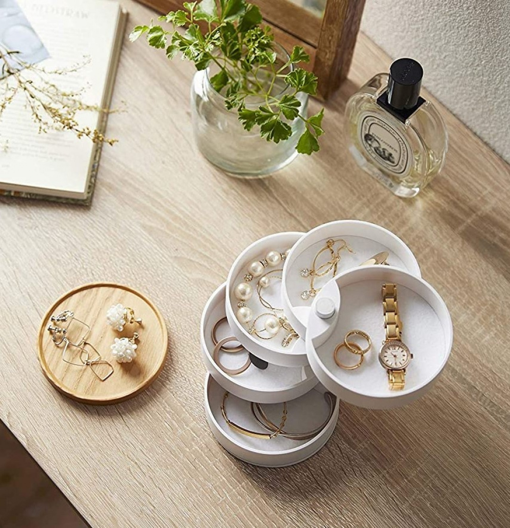 Jewelry box, 5-Tier, TOSCA JEWELRY BOX, Yamazaki, White / Nature in the group Storage / Bedroom storage / Jewelry storage at SmartaSaker.se (42687)