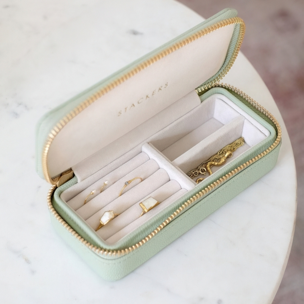Travel Jewellery Box, STACKERS, 7 x 16 x H 4,2cm in the group Storage / Travel storage / Travel jewelry storage at SmartaSaker.se (42698)