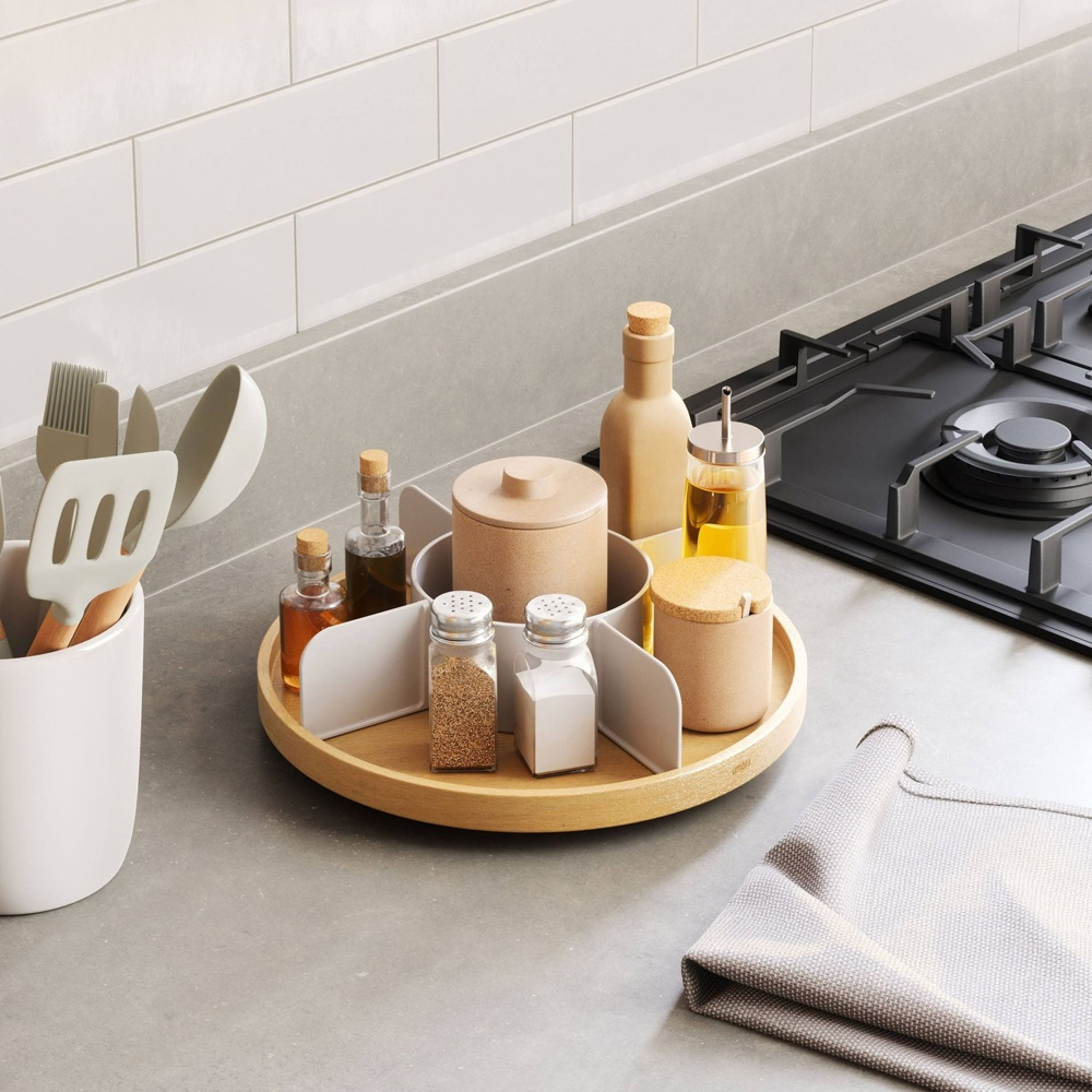 Turntable with dividers, UMBRA BELLWOOD LAZY SUSAN, Ø 30, Natural / White in the group Storage / Kitchen storage / Kitchen cabinet organizers / Spice racks at SmartaSaker.se (42741)