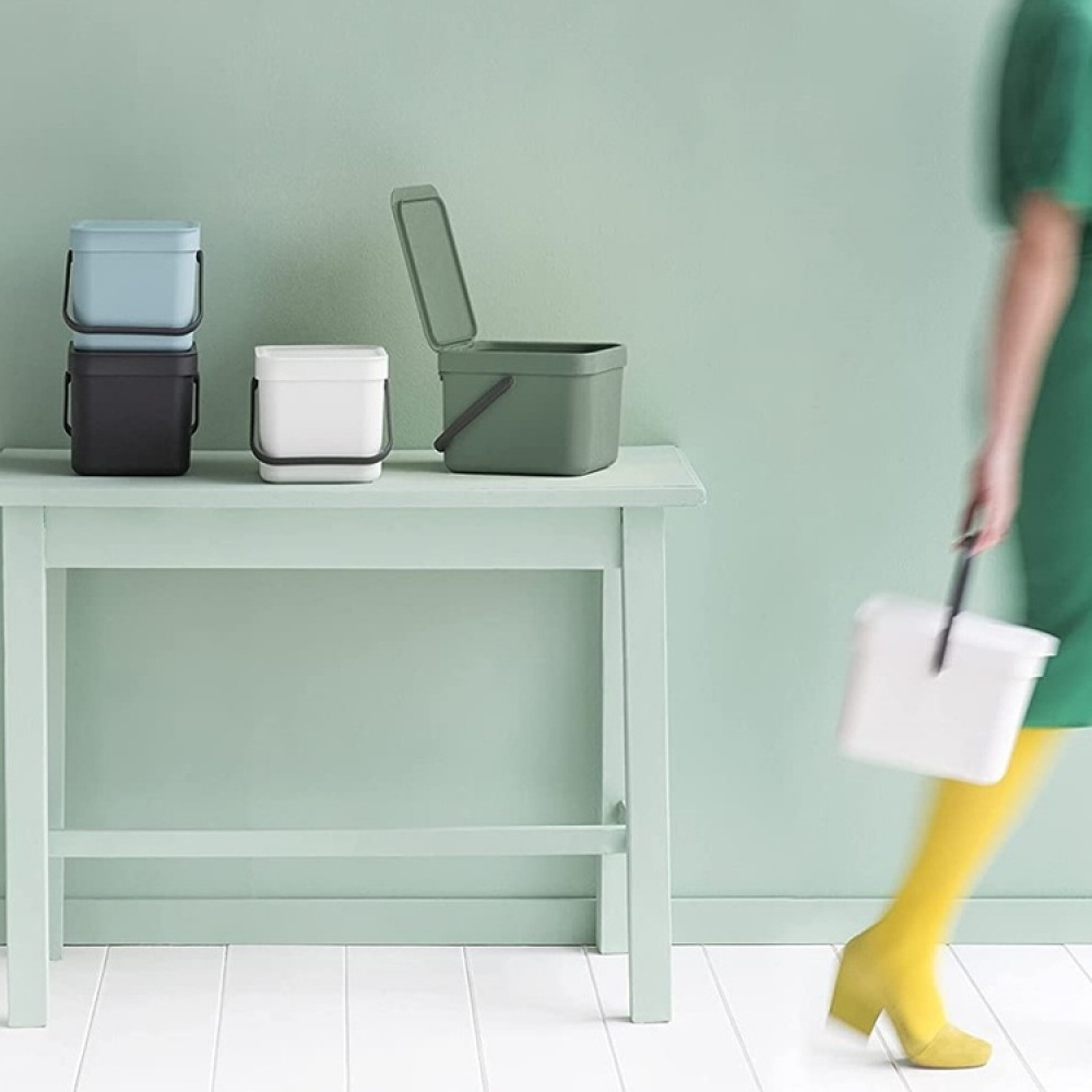 Bin for organic waste, BRABANTIA SORT & GO WASTE BIN, 6 L, Green in the group Storage / Cleaning and waste sorting / Waste sorting at SmartaSaker.se (42762)