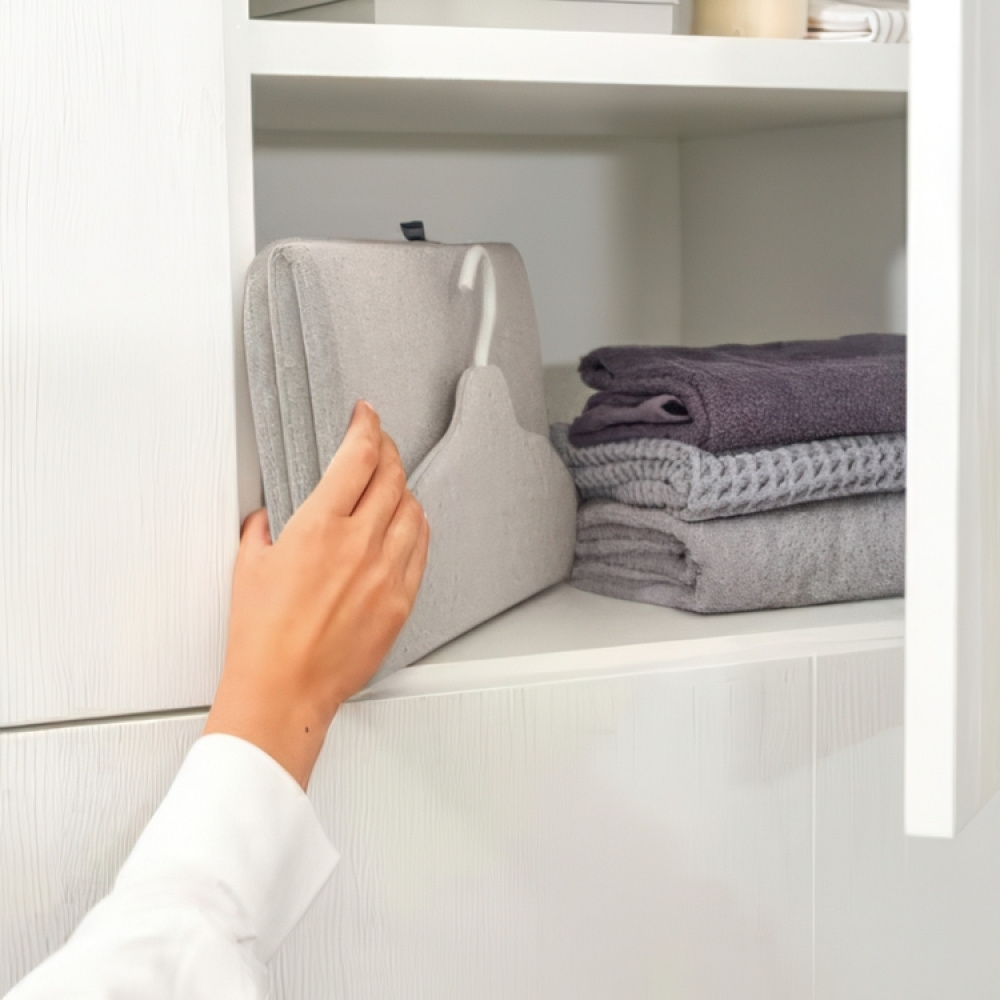 Steam Board, Hanging, BRABANTIA FOLDABLE STEAM BOARD, 40,4 x H 93 cm in the group Storage / Laundry and care / Ironing accessories at SmartaSaker.se (42809)
