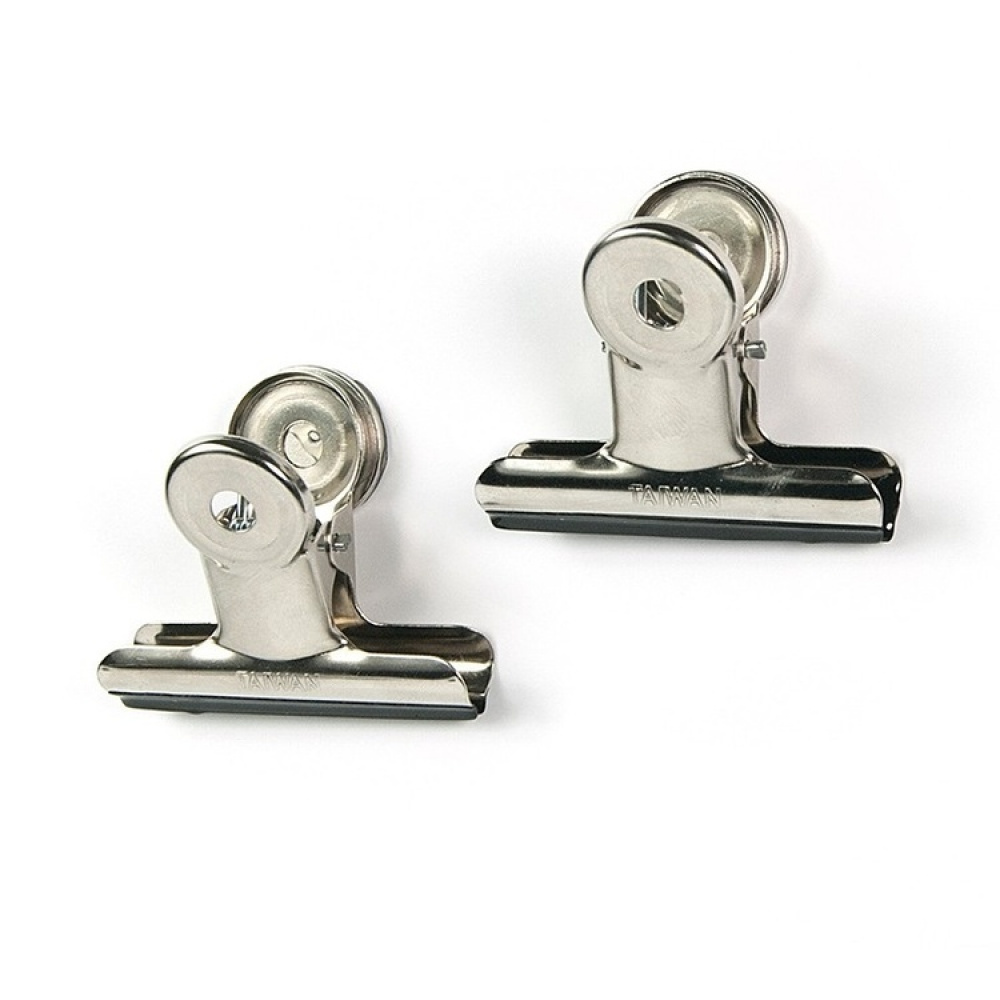 Magnetic clip, Set of 2, GRAFFA XL, 5 x 4,8 x H 3,3 cm, Chrome-plated in the group Storage / Magnets and adhesives / Magnetic storage at SmartaSaker.se (42824)