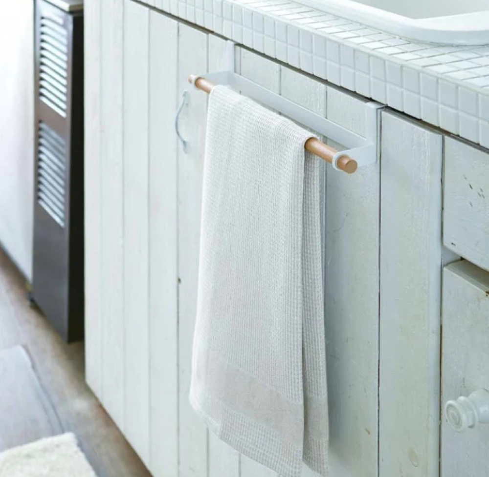 Kitchen Towel Hanger, Over Cabinet Door, TOSCA, Large, Yamazaki, White in the group Storage / Bedroom storage / Over door hooks at SmartaSaker.se (42842)