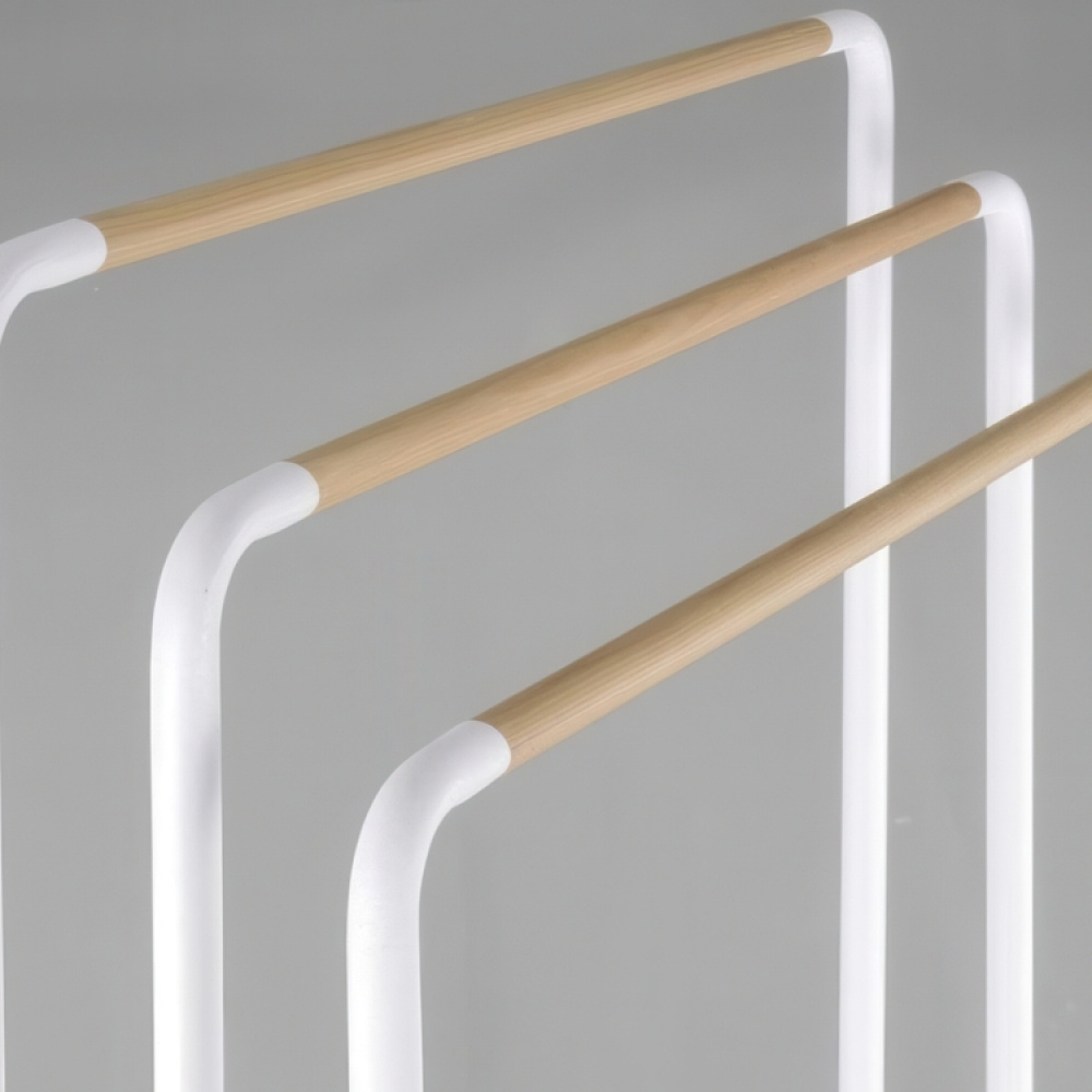 Rack with 3 bars, YAMAZAKI TOWEL HANGER, 19 x 70 x H 83 cm in the group Storage / Bathroom storage at SmartaSaker.se (42885)