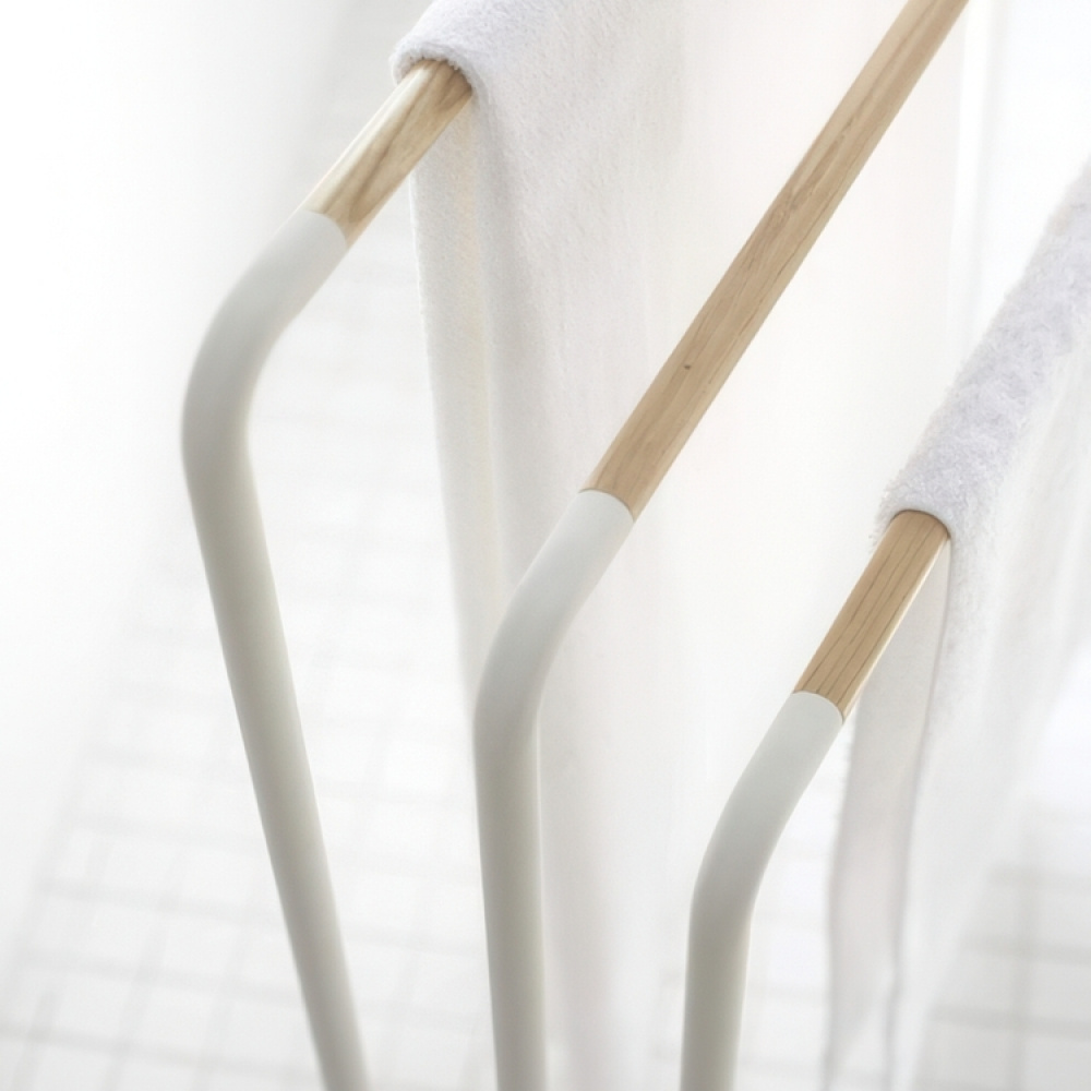 Rack with 3 bars, YAMAZAKI TOWEL HANGER, 19 x 70 x H 83 cm in the group Storage / Bathroom storage at SmartaSaker.se (42885)