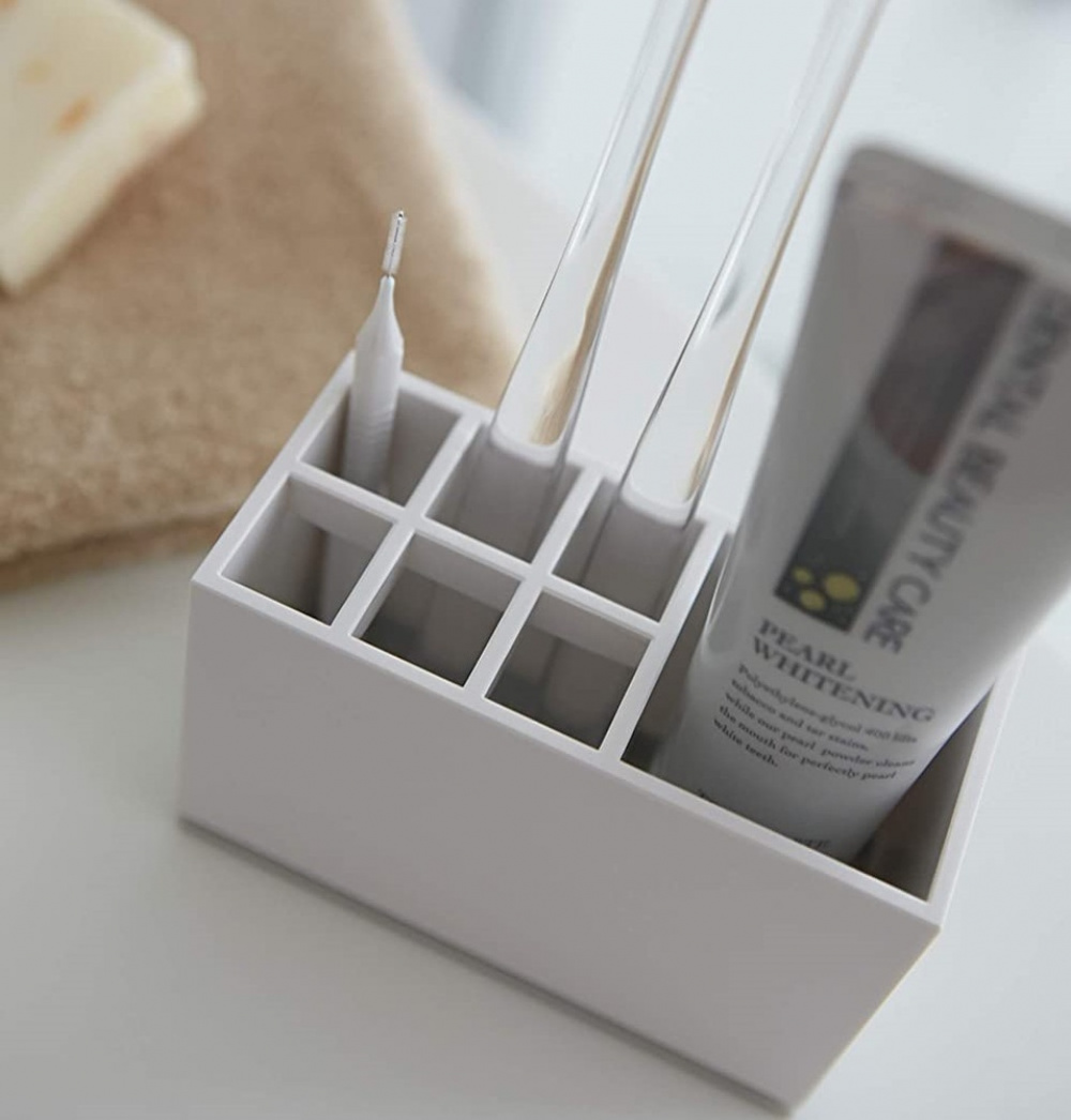 Toothbrush holder, YAMAZAKI MIST, 11 x 5 x H 7 cm, White in the group Storage / Bathroom storage at SmartaSaker.se (42924)