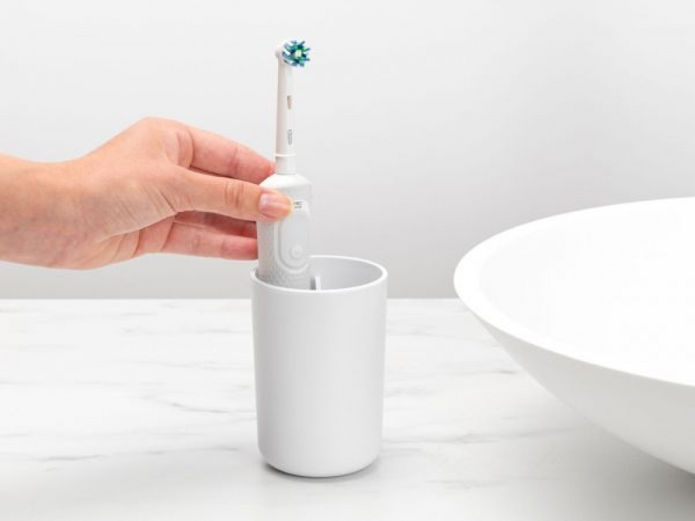Toothbrush holder with divider, BRABANTIA RENEW, Ø7,6 x H 11 cm, White in the group Storage / Bathroom storage at SmartaSaker.se (42941)