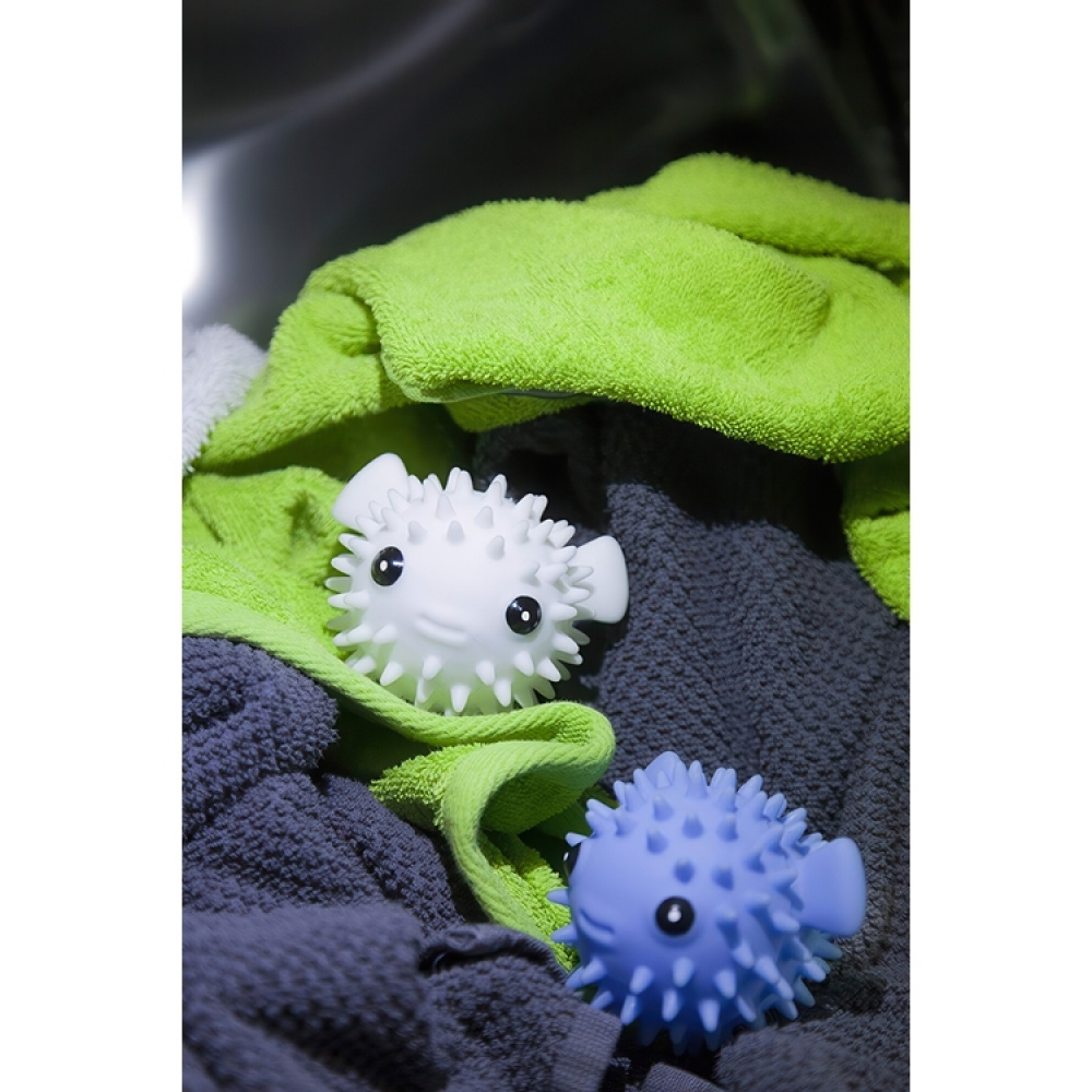 Drying balls for the dryer, PUFFER FISH DRYER BUDDIES, 2 pieces, Blue / White in the group Storage / Laundry and care at SmartaSaker.se (42968)