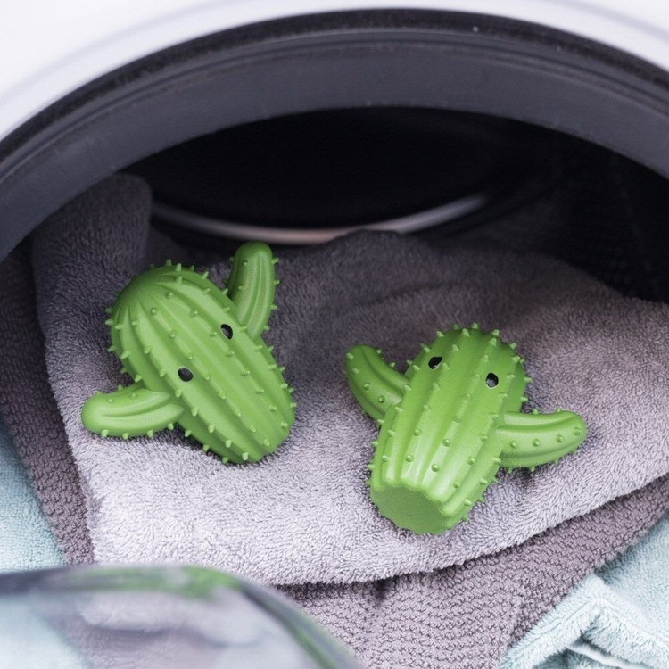 Drying balls for the dryer, Set of 2, CACTUS DRYER BALLS, Green in the group Storage / Laundry and care at SmartaSaker.se (42970)