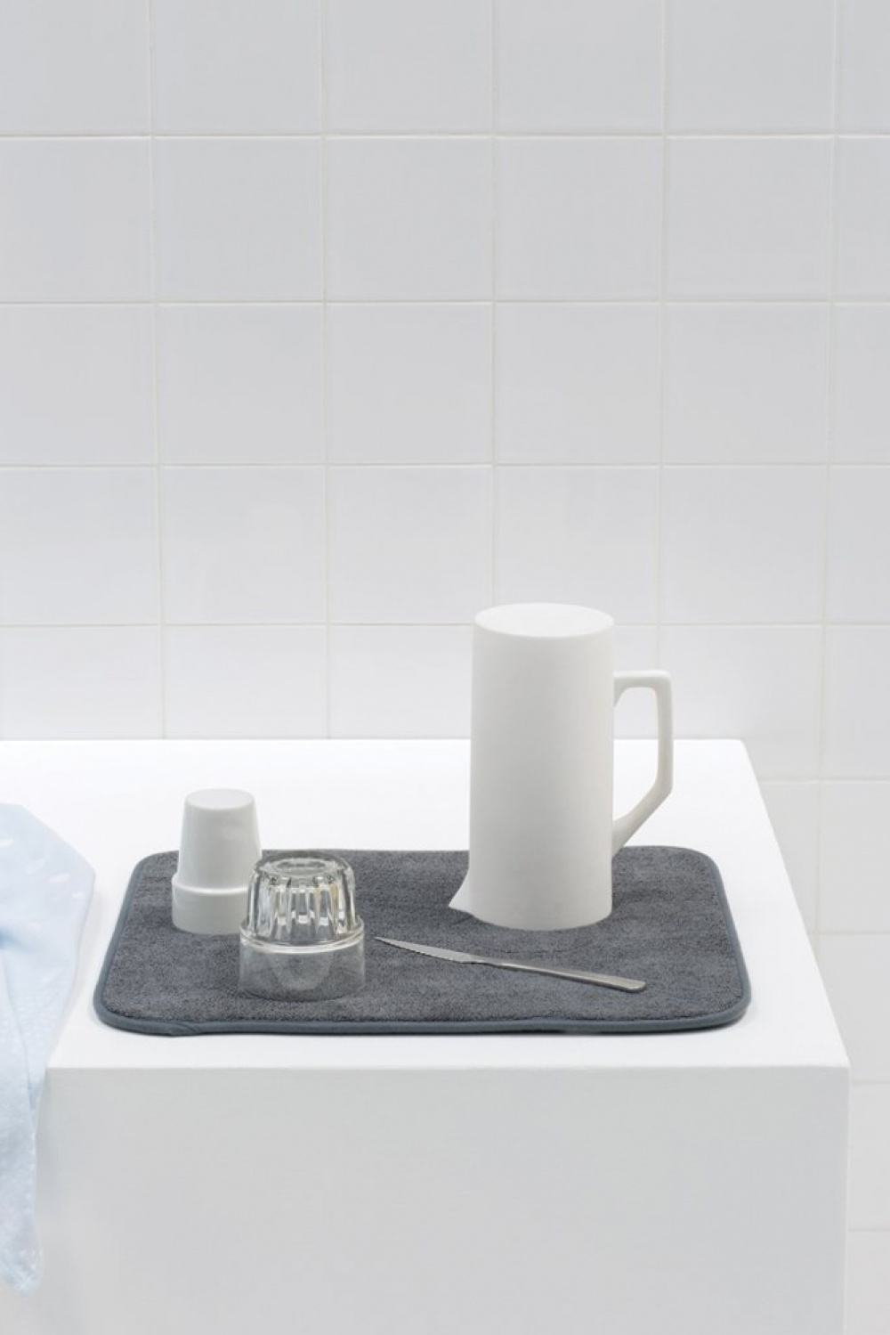 Dish Drying Mat, BRABANTIA MICROFIBRE , 47 x 40 cm, Dark Grey in the group Storage / Kitchen storage / Dish racks and sink accessories at SmartaSaker.se (42975)
