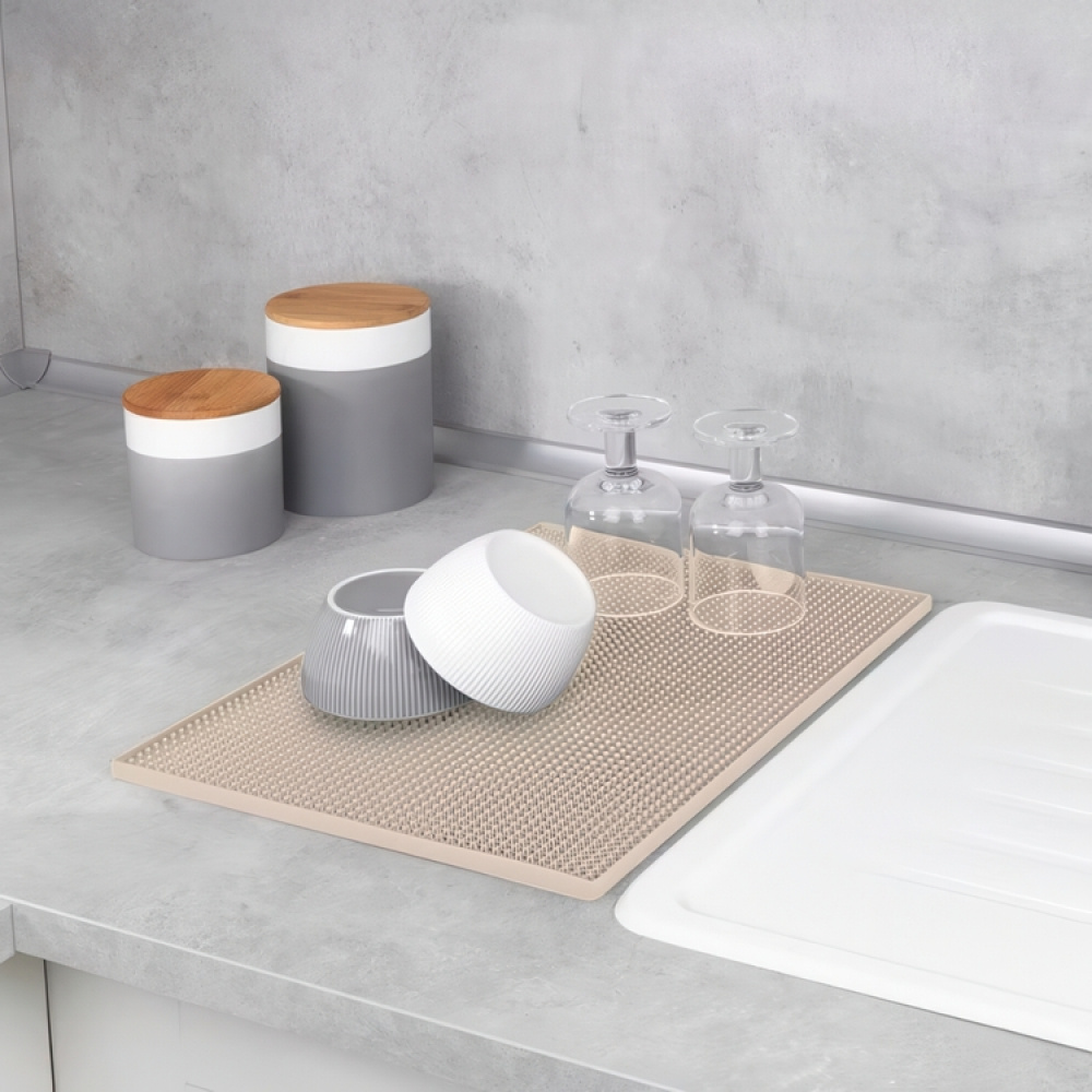 Drain mat with spike structure, CLASSIC DRIP MAT, 40 x 30 cm in the group Storage / Kitchen storage / Dish racks and sink accessories at SmartaSaker.se (42978)