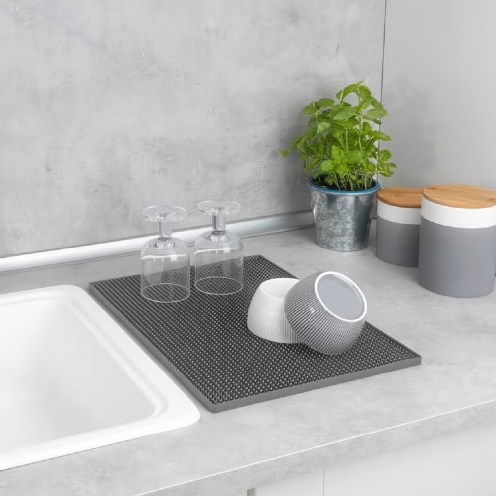 Drain mat with spike structure, CLASSIC DRIP MAT, 40 x 30 cm in the group Storage / Kitchen storage / Dish racks and sink accessories at SmartaSaker.se (42978)