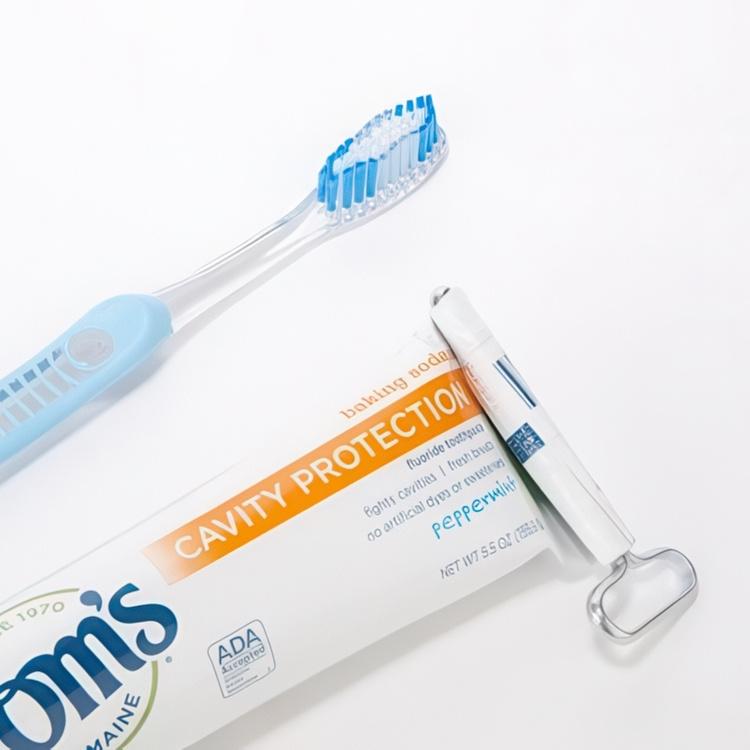 Tube Squeeze Keys, Set of 2, TUBE SQUEEZER, Kikkerland, Silver in the group Storage / Bathroom storage at SmartaSaker.se (43025)