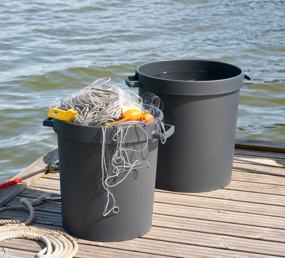 Bin with Handles, 45 L, WATER BARREL, 42 x 51 x H 46 cm, Black in the group Storage / Storage room and garage / Baskets and buckets at SmartaSaker.se (43026)
