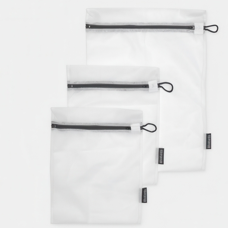 Wash Bags, Set of 3 , BRABANTIA, 2 psc - 33 x 25 cm & 1psc - 45 x 33 cm in the group Storage / Laundry and care / Laundry bags at SmartaSaker.se (43118)