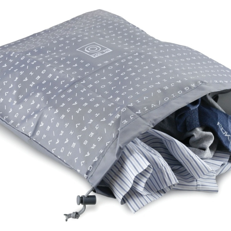 Laundry bag, TRAVEL - SACCHETTO LAVANDERIA, 40 x 45 cm, Grey in the group Storage at SmartaSaker.se (43124)