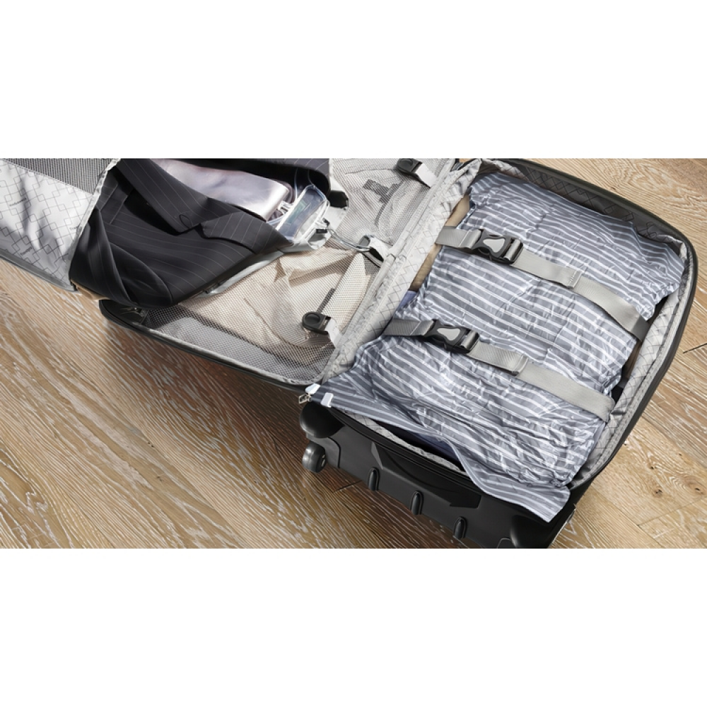 Vacuum bags, Set of 2, LIVING TRAVEL LARGE, 70 x 50cm, Transparent / Grey in the group Storage / Wardrobe storage / Vacuum storage / Manual vacuum bags at SmartaSaker.se (43182)