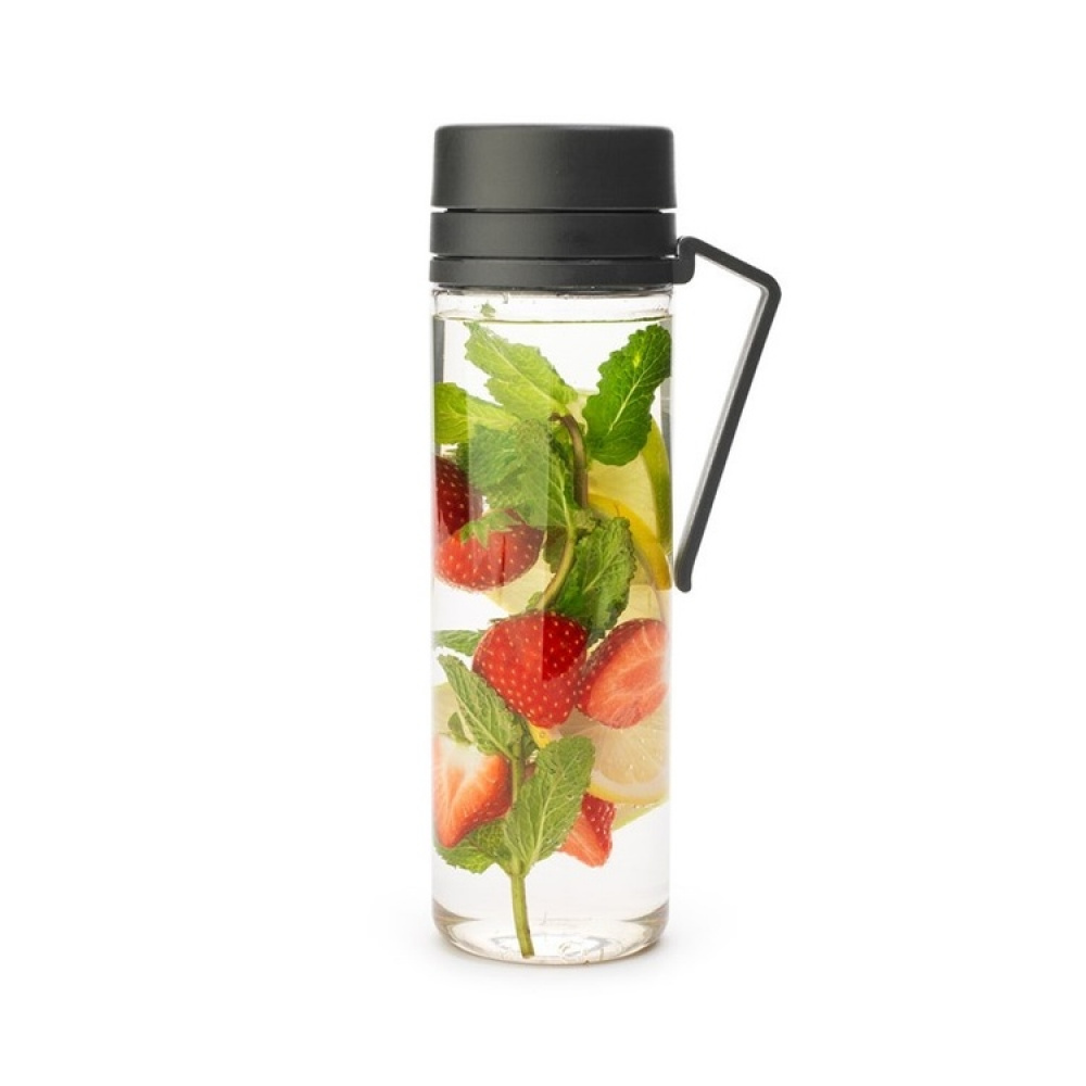 Water bottle with Strainer, 0.5L , MAKE & TAKE WATER BOTTLE, Ø 7 x H 23 cm in the group Storage / Kitchen storage / Food containers / Plastic lunch boxes at SmartaSaker.se (43200)