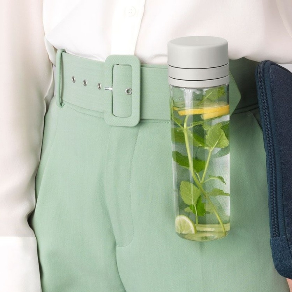 Water bottle with Strainer, 0.5L , MAKE & TAKE WATER BOTTLE, Ø 7 x H 23 cm in the group Storage / Kitchen storage / Food containers / Plastic lunch boxes at SmartaSaker.se (43200)