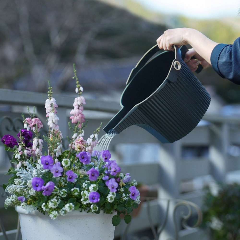 Watering Can, LARGE HAICHIMAN GARDEN BEETLE, 5 L in the group Storage / Storage room and garage at SmartaSaker.se (43202)