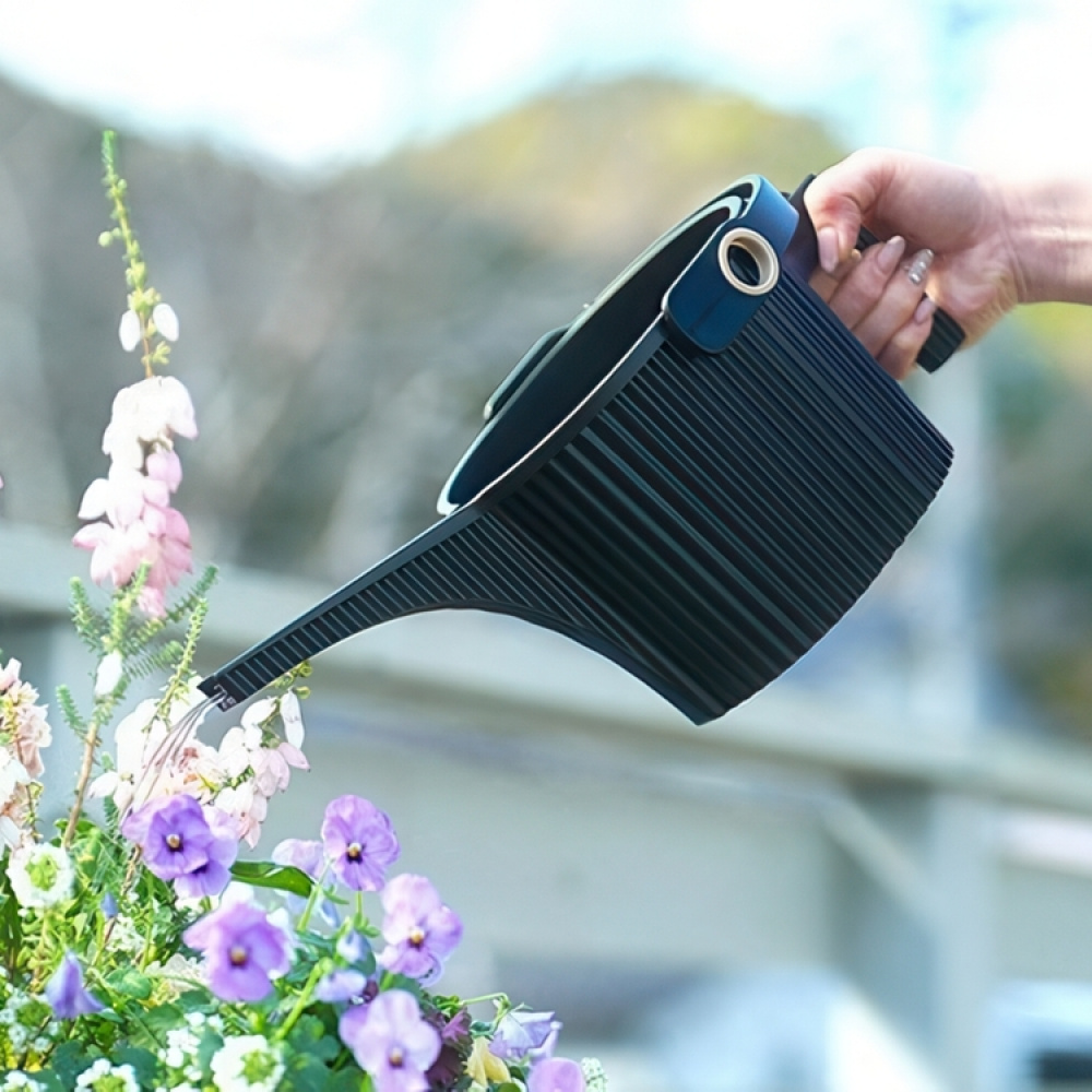 Watering Can, SMALL HAICHIMAN GARDEN BEETLE, 1,5 L in the group Storage / Storage room and garage at SmartaSaker.se (43203)