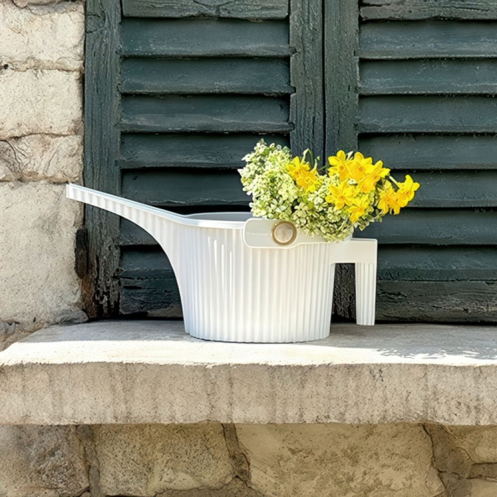 Watering Can, SMALL HAICHIMAN GARDEN BEETLE, 1,5 L in the group Storage / Storage room and garage at SmartaSaker.se (43203)