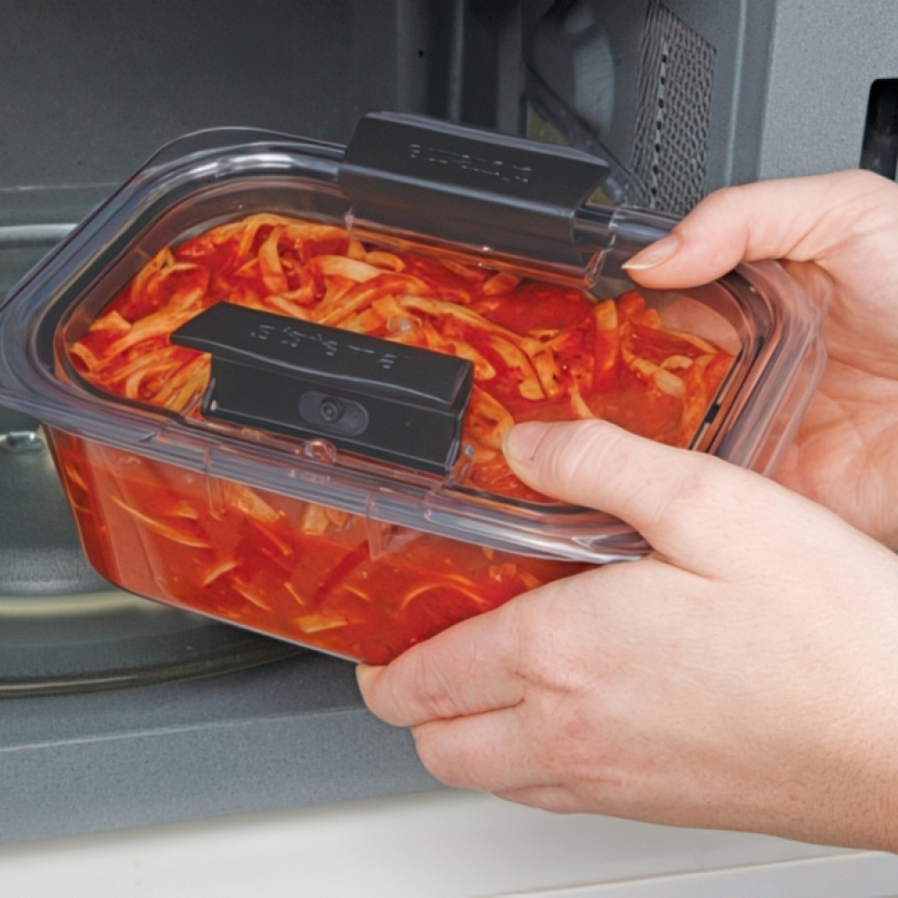 Waterproof lunch box, 2000ml, BRILLIANCE LARGE, 28 x 19 x H 7 cm, Sistema, Clear / Black in the group Storage / Kitchen storage / Food containers / Sistema food containers at SmartaSaker.se (43208)