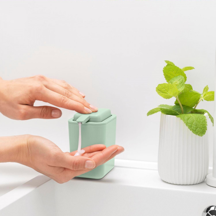 Soap Dispenser, 200 ml, KITCHEN SOAP DISPENSER, Brabantia, Jade Green in the group Storage / Bathroom storage at SmartaSaker.se (43270)