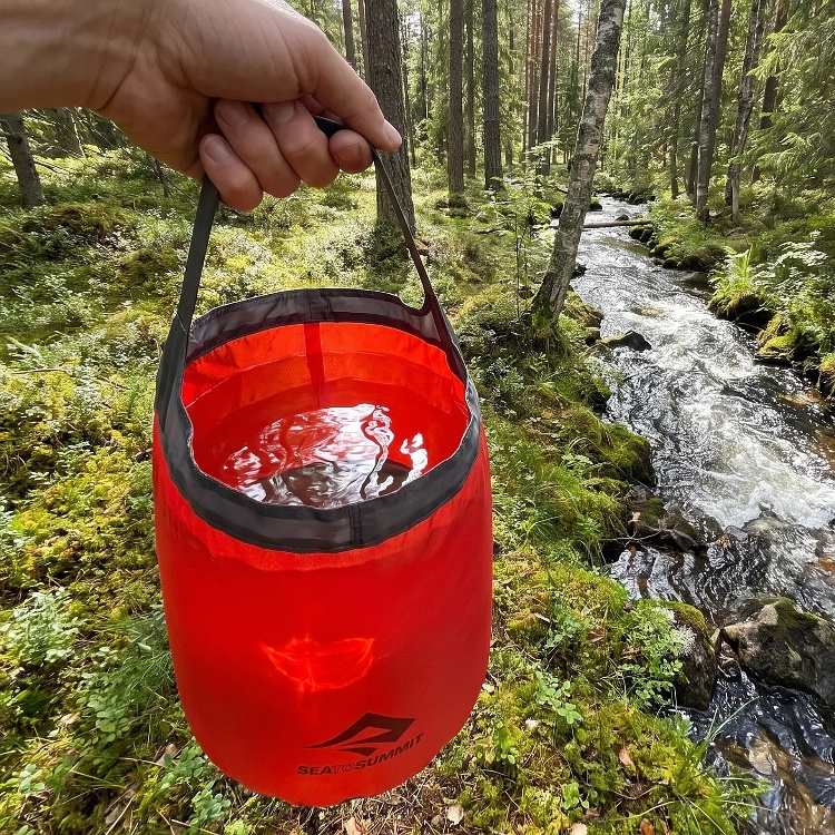 Collapsible bucket, Sea to Summit in the group Leisure / Outdoor life / Outdoor Equipment at SmartaSaker.se (lima-265123)
