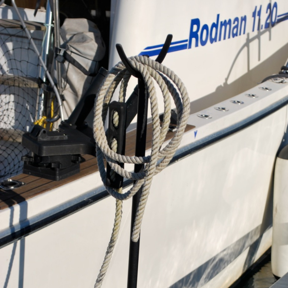 Tail rope holder for Y-beam in the group Vehicles / Boat Accessories / Mooring at SmartaSaker.se (lima-296381)